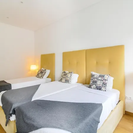 Asgard Downtown * ポルト