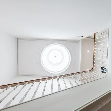 アパート Asgard Downtown *