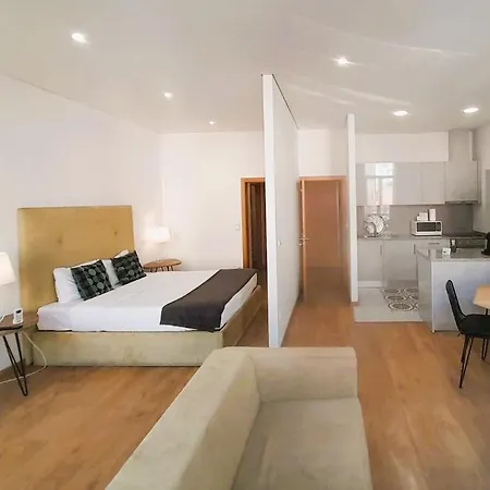 アパート Asgard Downtown *