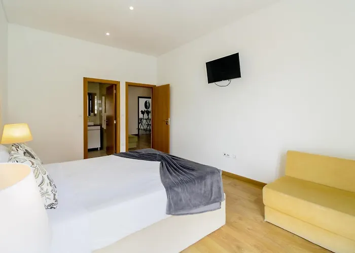 Asgard Downtown Apartman *