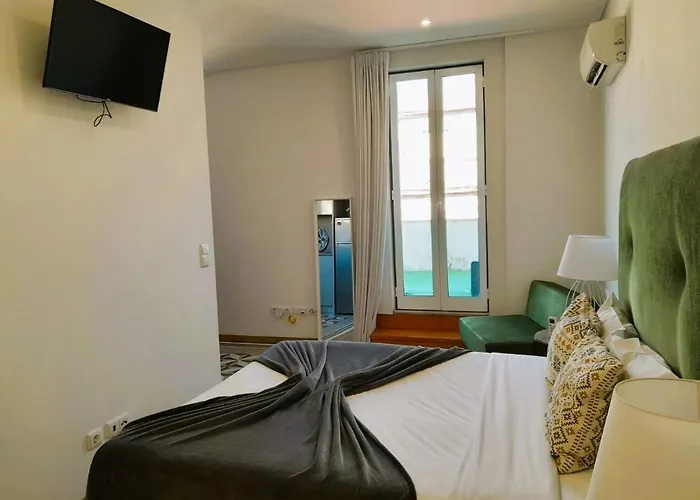 Asgard Downtown * ポルト